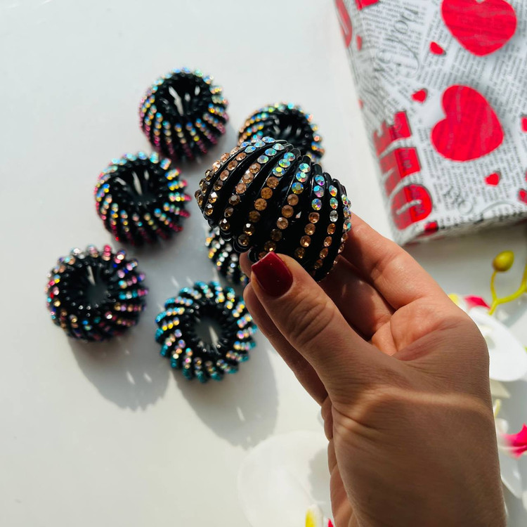 گیره نگین دار گوجه ای