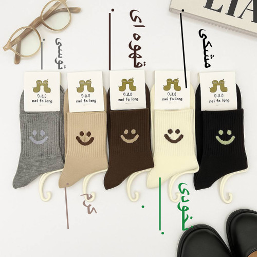 جوراب نیم ساق طرح لبخند جذاب